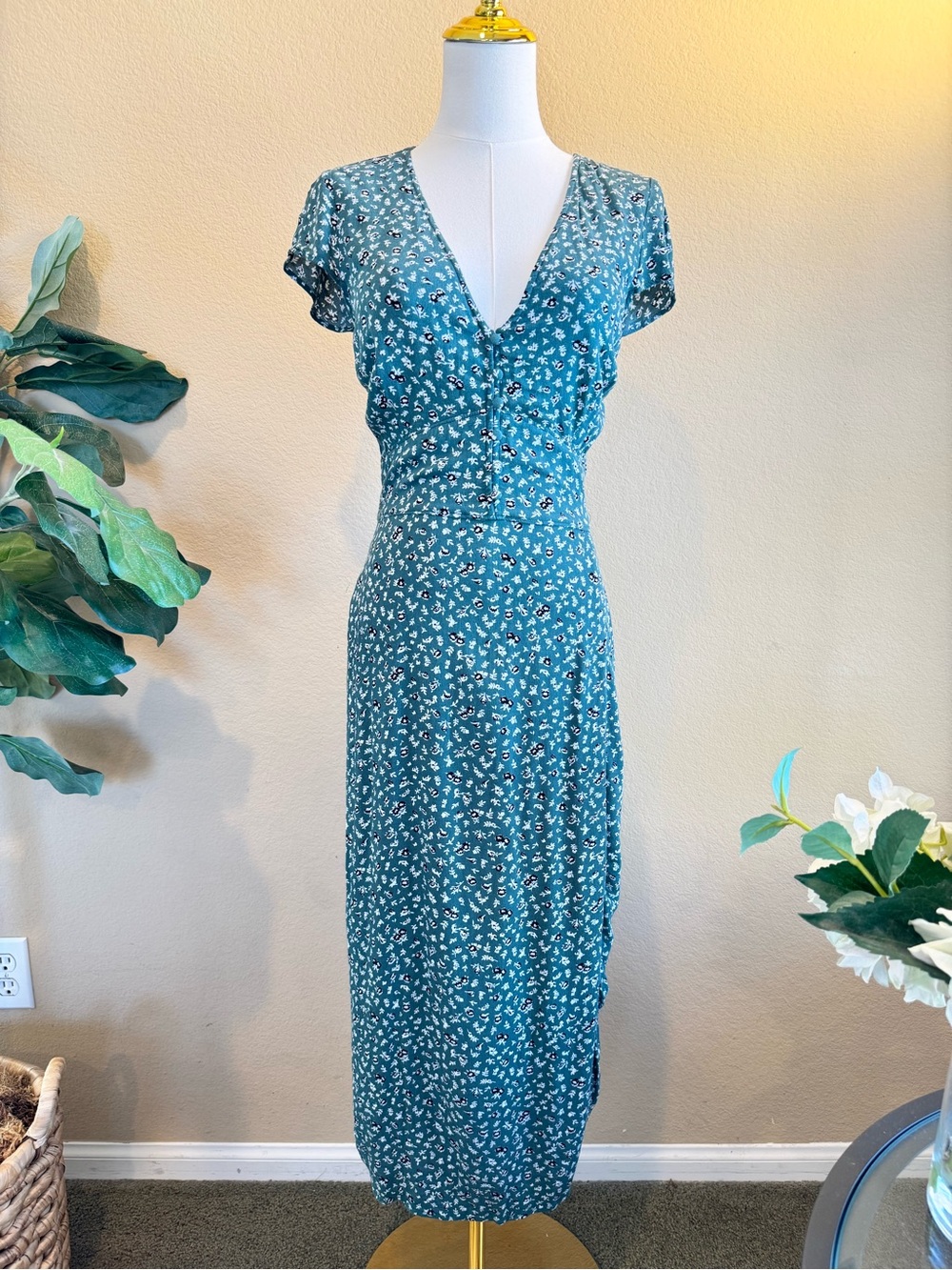 Abercrombie & Fitch Green Floral Midi Dress Women’s S Open Back Slit Cottage